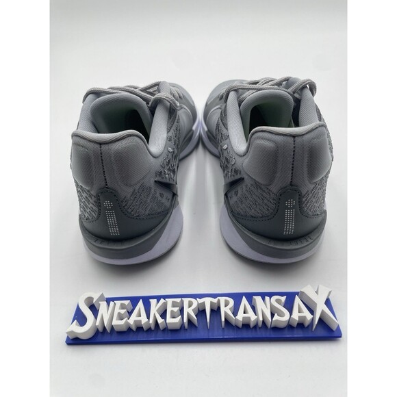New Nike Sabrina 2 TB Wolf Grey Size U.S Women’s 15/13.5M HF3234-001 NB